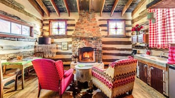 1 yatak odası, ayrı ayrı dekore edilmiş, ayrı ayrı döşenmiş