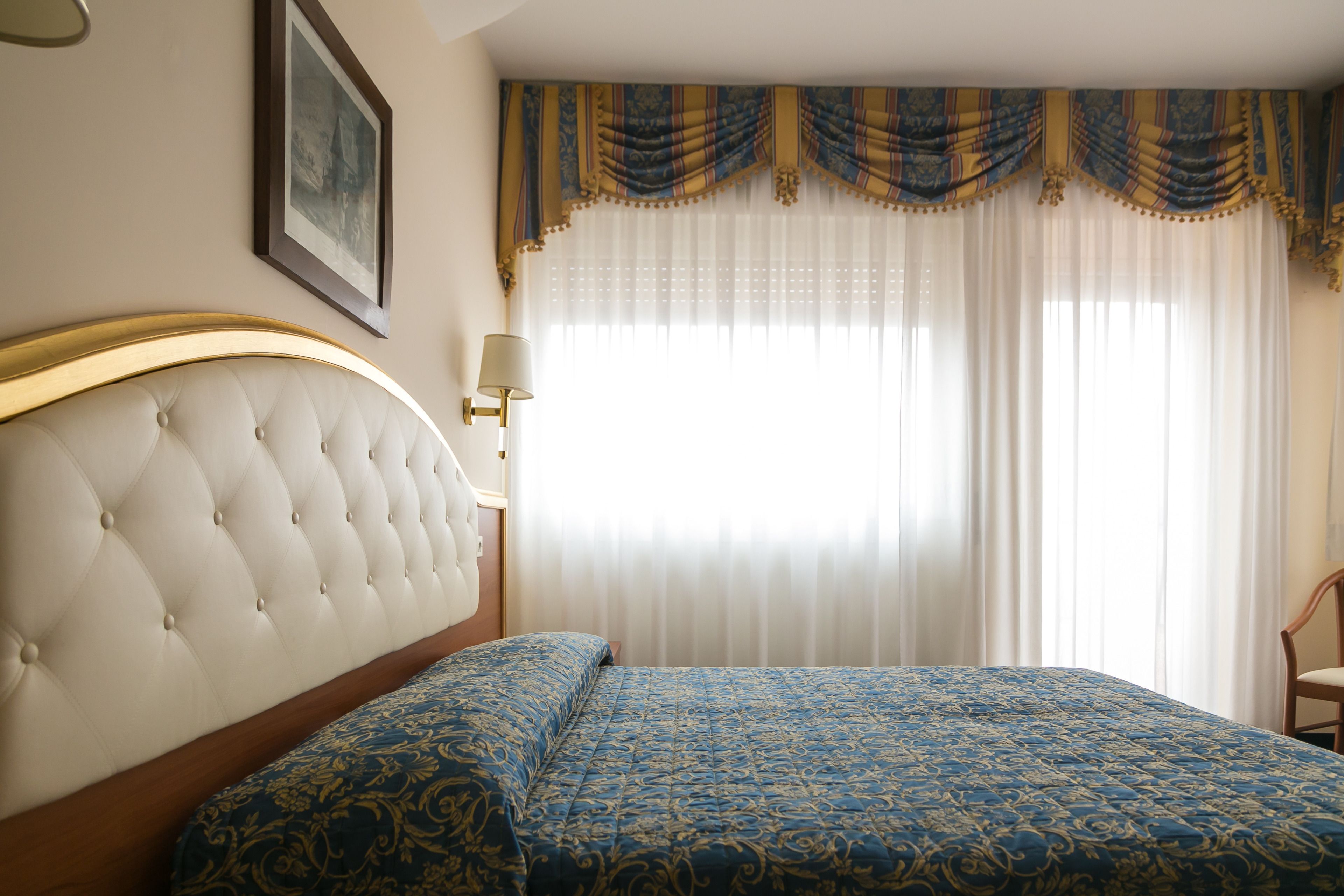 double room, lake view (front) | view from room