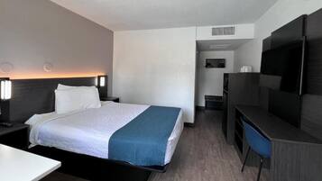 Bureau, rideaux occultants, fer et planche à repasser, Wi-Fi gratuit