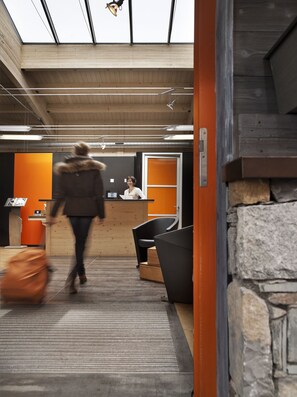 Lobby - CGH Résidences & Spas Le Coeur d'Or (Bourg-Saint-Maurice)