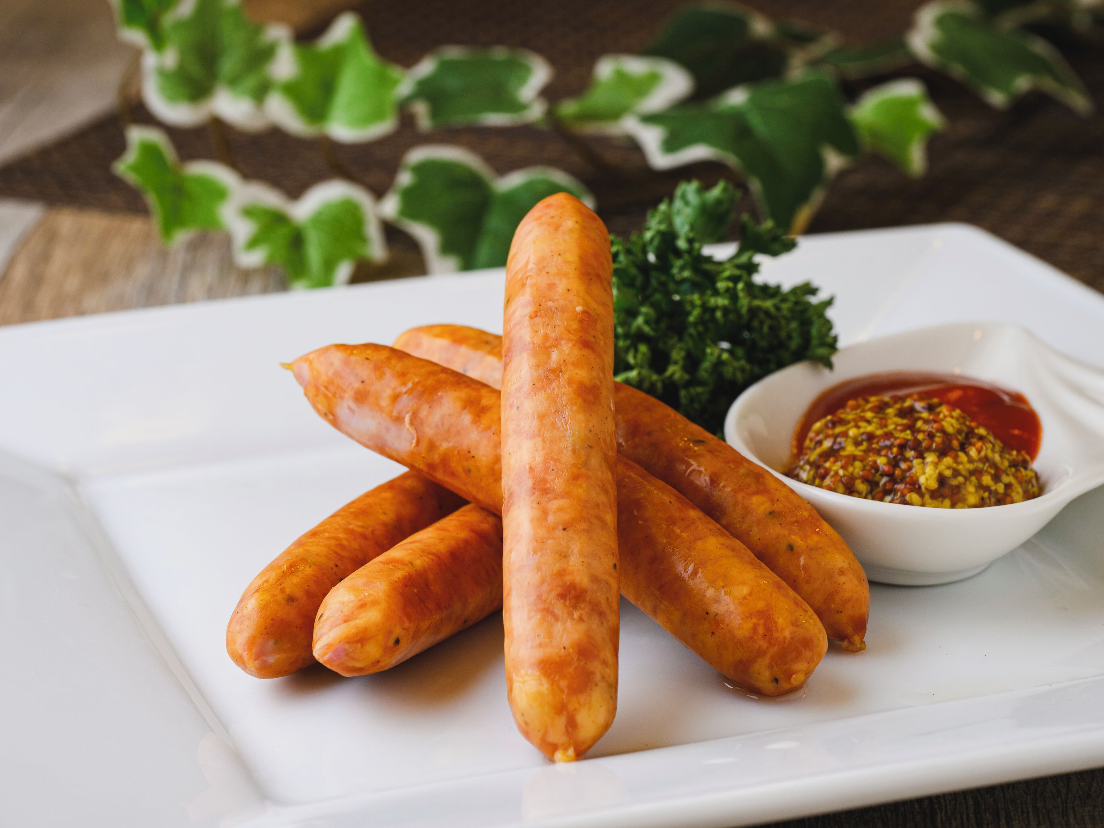 daily buffet breakfast (jpy 1320 per person)