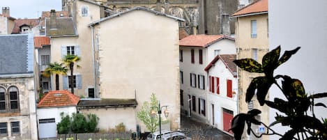Vue depuis lâhĂ©bergement