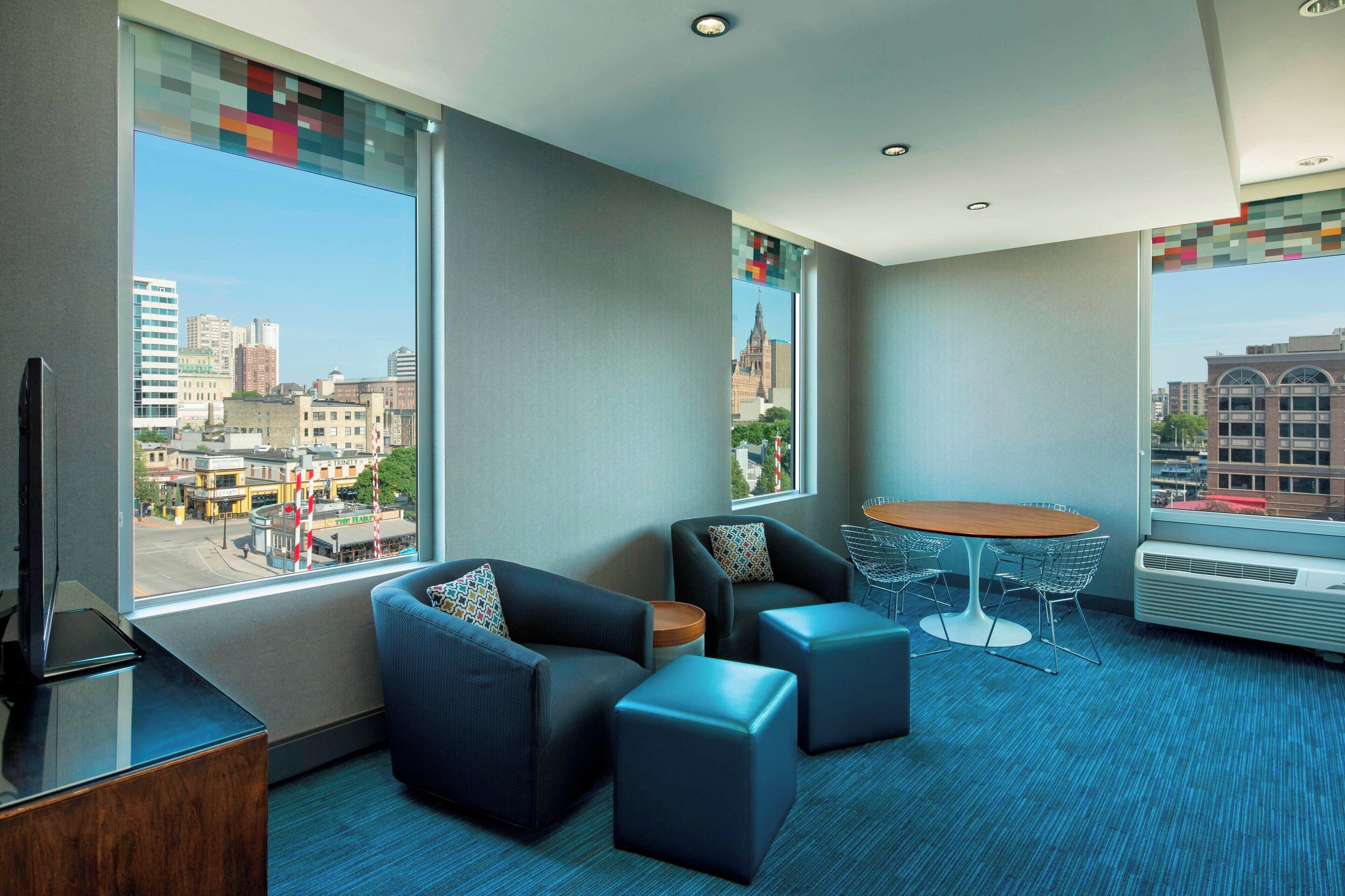 aloft, Suite, 1 King Bed | In-room safe, desk, blackout curtains, iron/ironing board