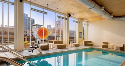 Aloft Milwaukee Downtown