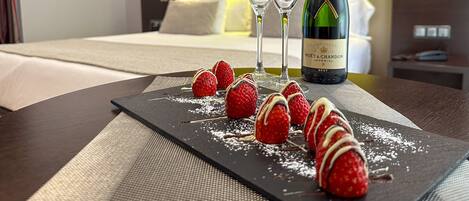 Minibar, coffres-forts dans les chambres, ameublement personnalisé