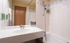 花灑/浴缸組合、風筒、提供毛巾