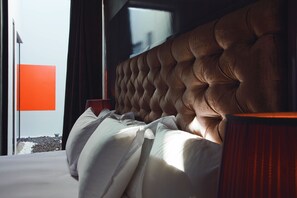 Hochwertige Bettwaren, Pillowtop-Betten, Minibar, Zimmersafe
