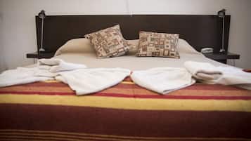 Minibar, in-room safe, free cribs/infant beds, free rollaway beds