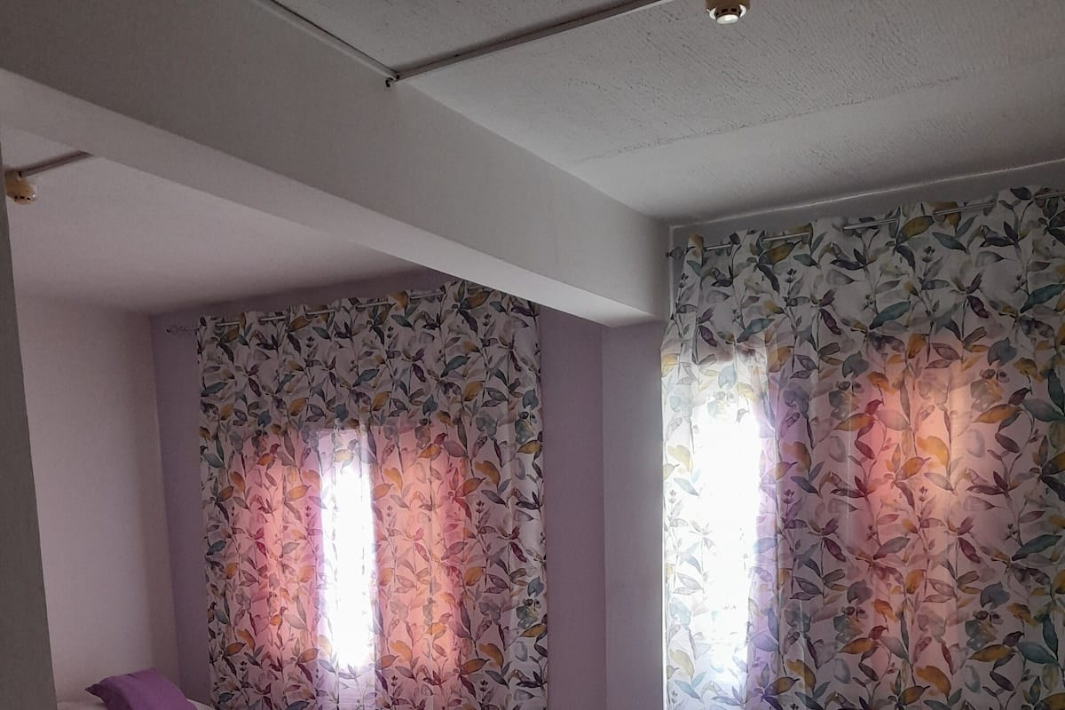 Pillow-top beds, bed sheets