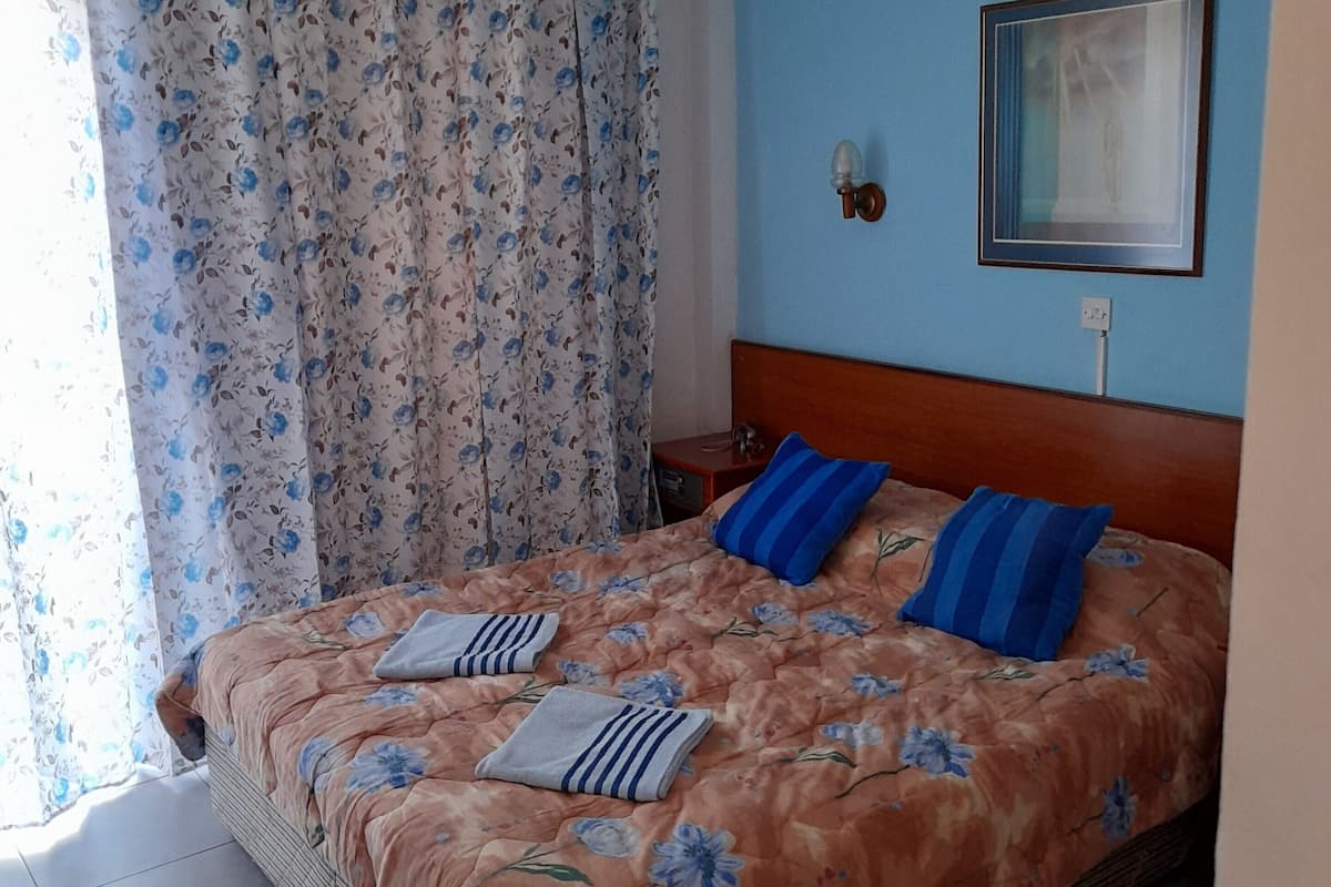 Pillow-top beds, bed sheets