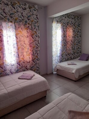 Surmatelas, draps fournis