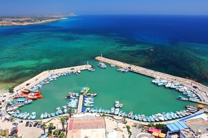 Marina/club náutico