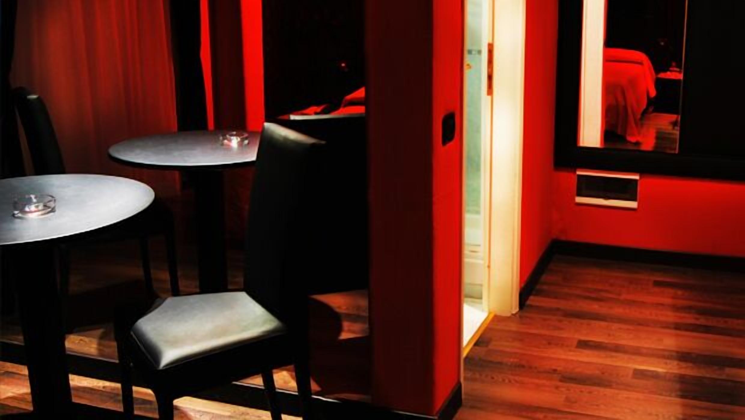 minibar, in-room safe, desk, soundproofing