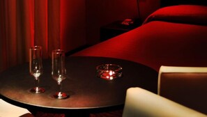 Double Room | Premium bedding, down comforters, minibar, in-room safe - Hotel La Fayette (Giugliano in Campania)