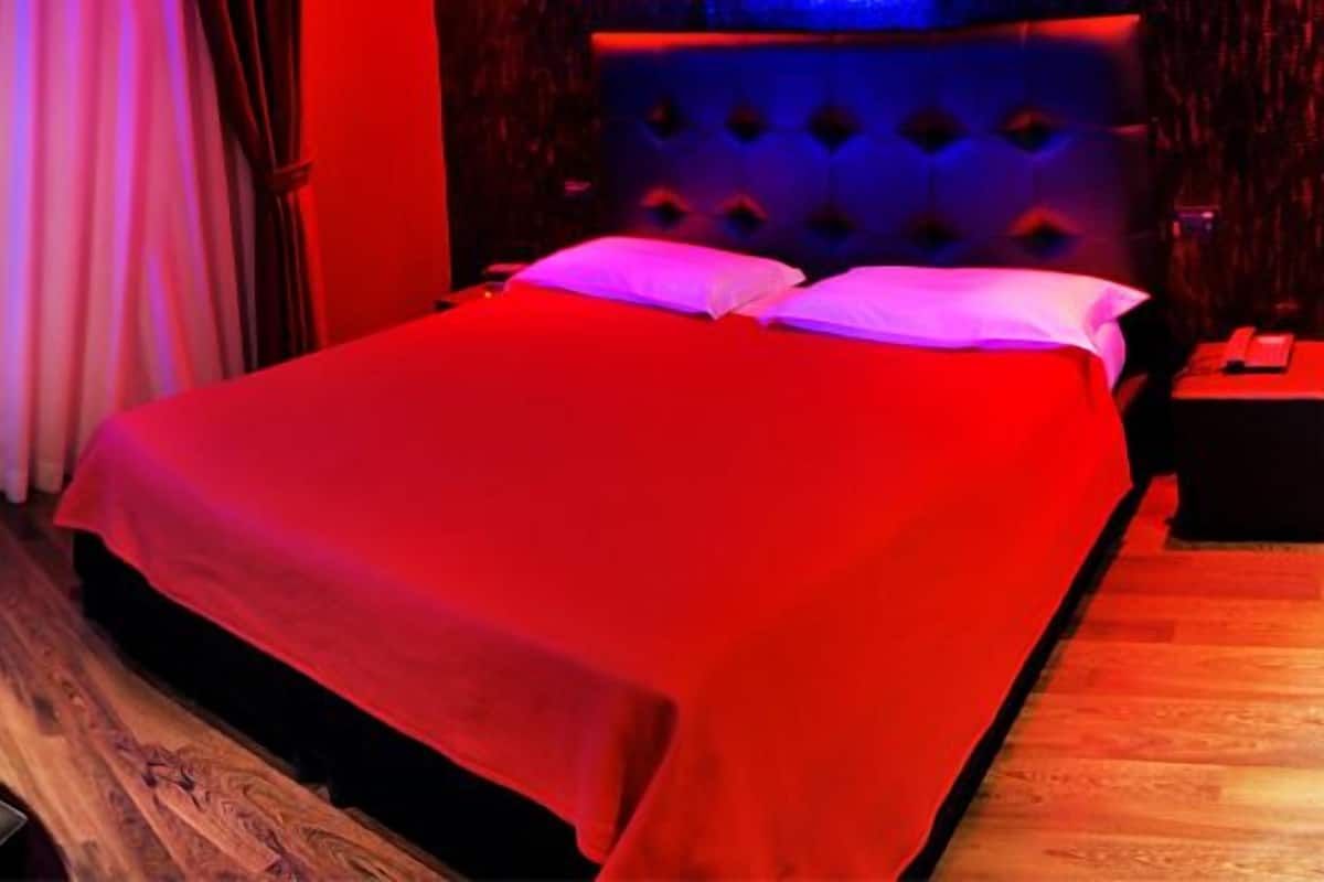 minibar, in-room safe, desk, soundproofing