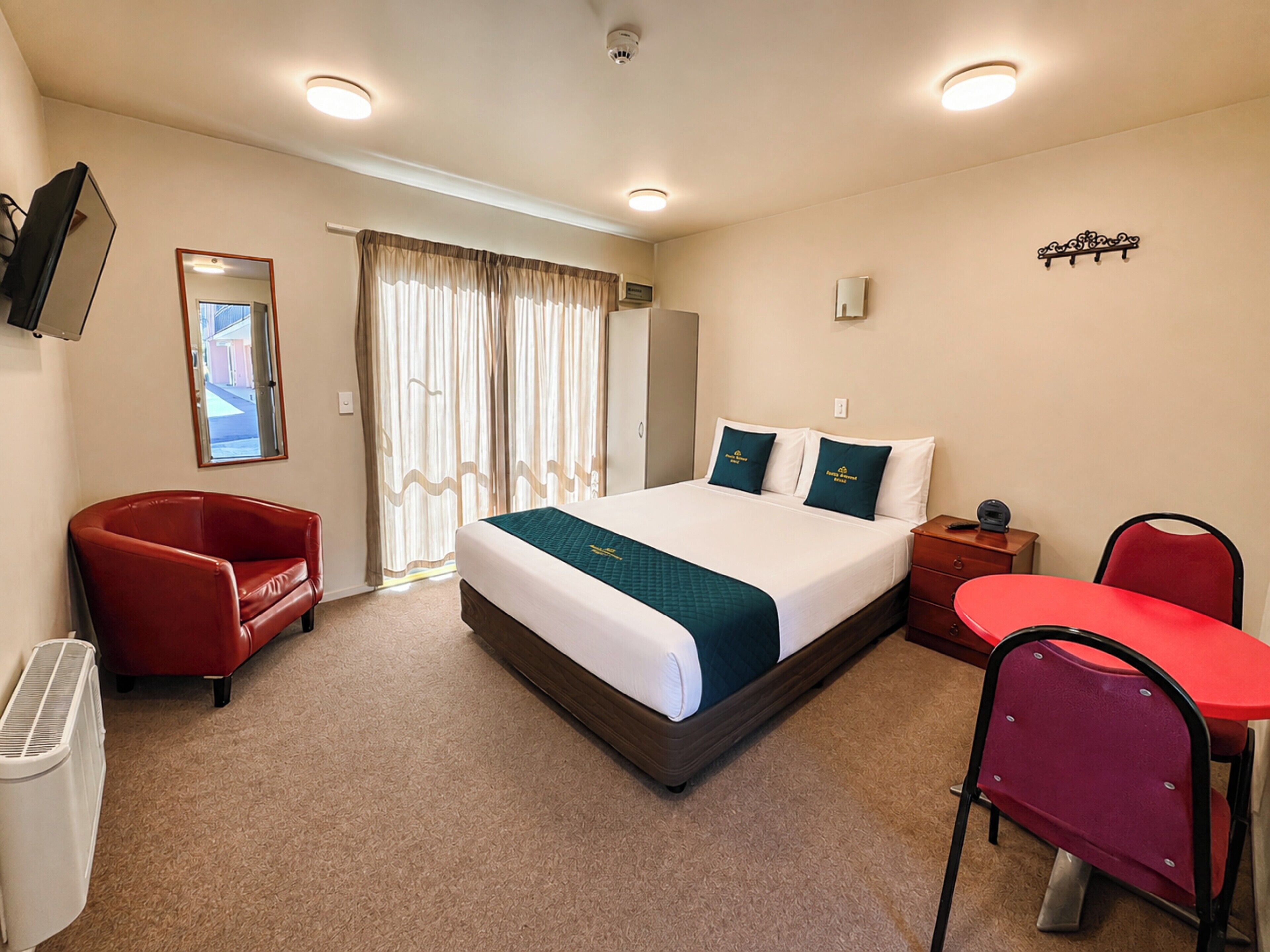 Photo - Bealey Avenue Motel