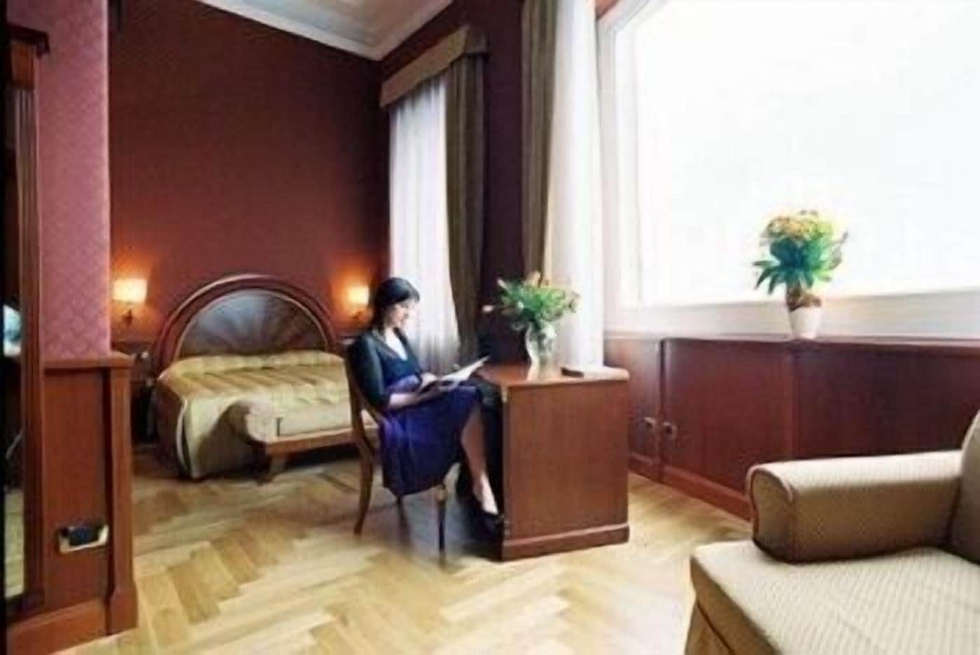 junior suite, sea view | 1 bedroom, minibar, in-room safe, desk