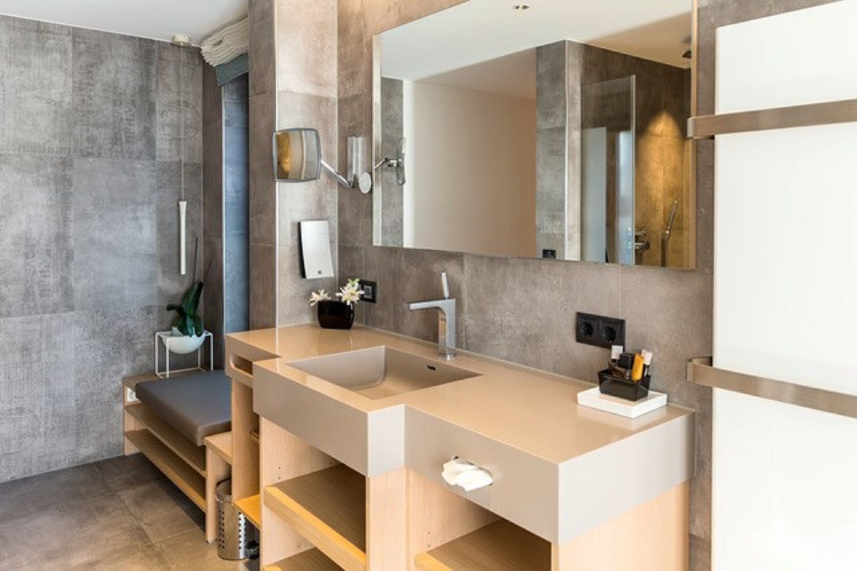 deluxe suite | bathroom | deep-soaking bathtub, rainfall showerhead, free toiletries, hair dryer