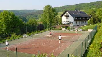 Tennisbane