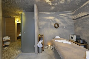 Body treatments, aromatherapy, hot stone massages, deep-tissue massages - Ammos Naxos (Naxos)
