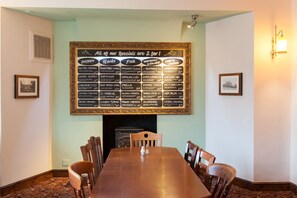 Restaurant - Crown, Droitwich by Marston's Inns (Droitwich)