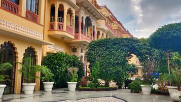 Children's play area - outdoor