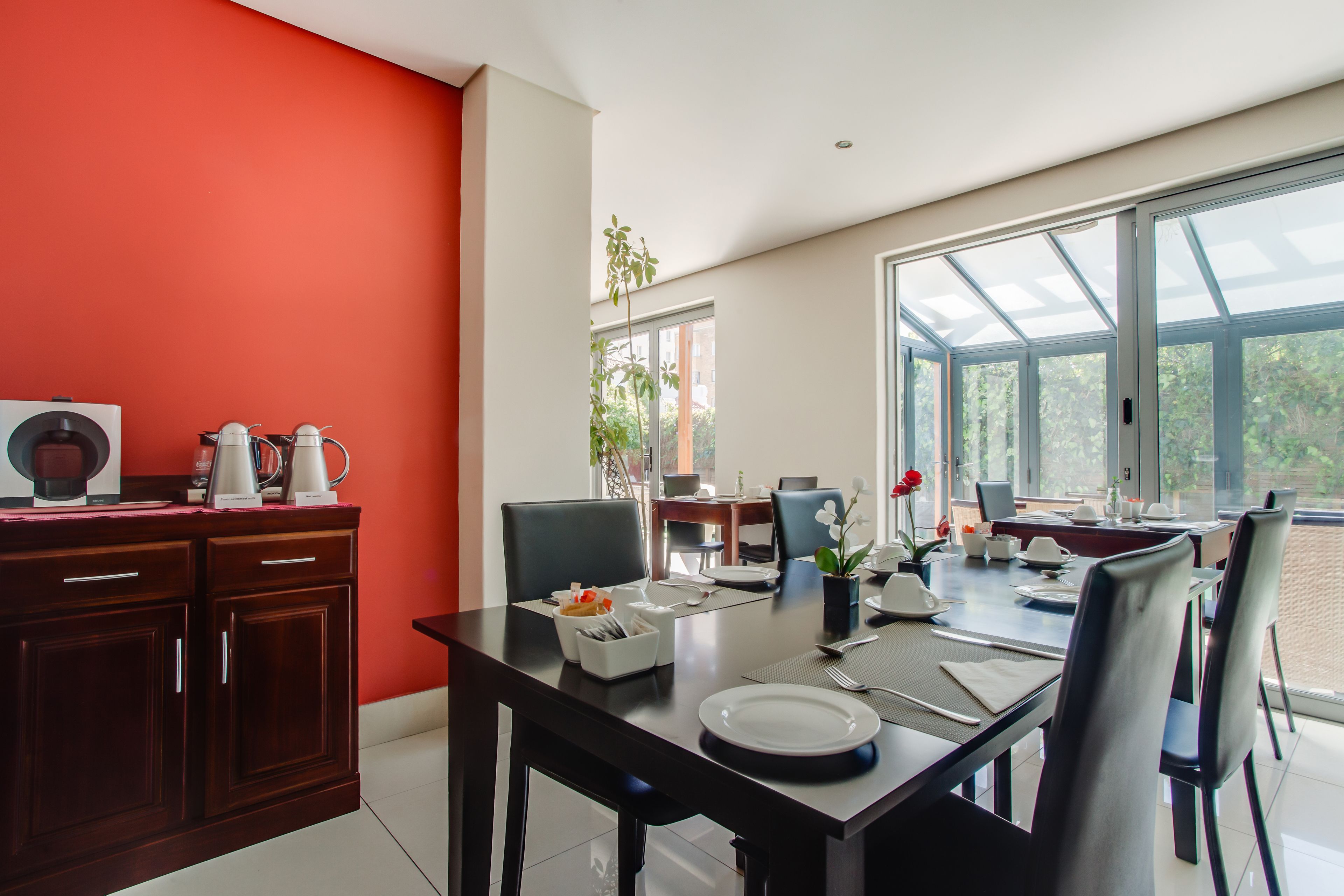 Komplett frokost på hverdagene (ZAR 195 per person)