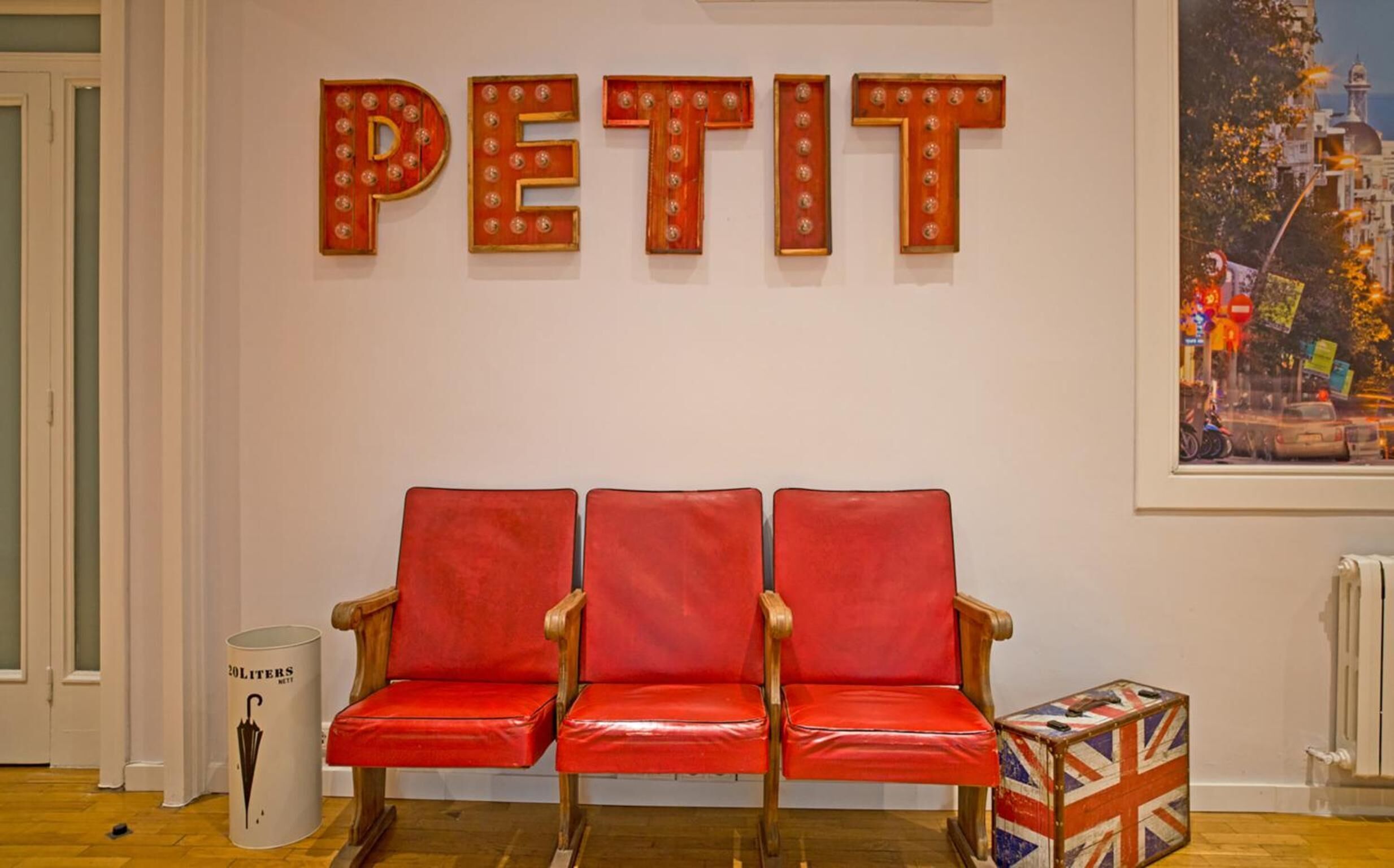 Photo - Petit Hotel