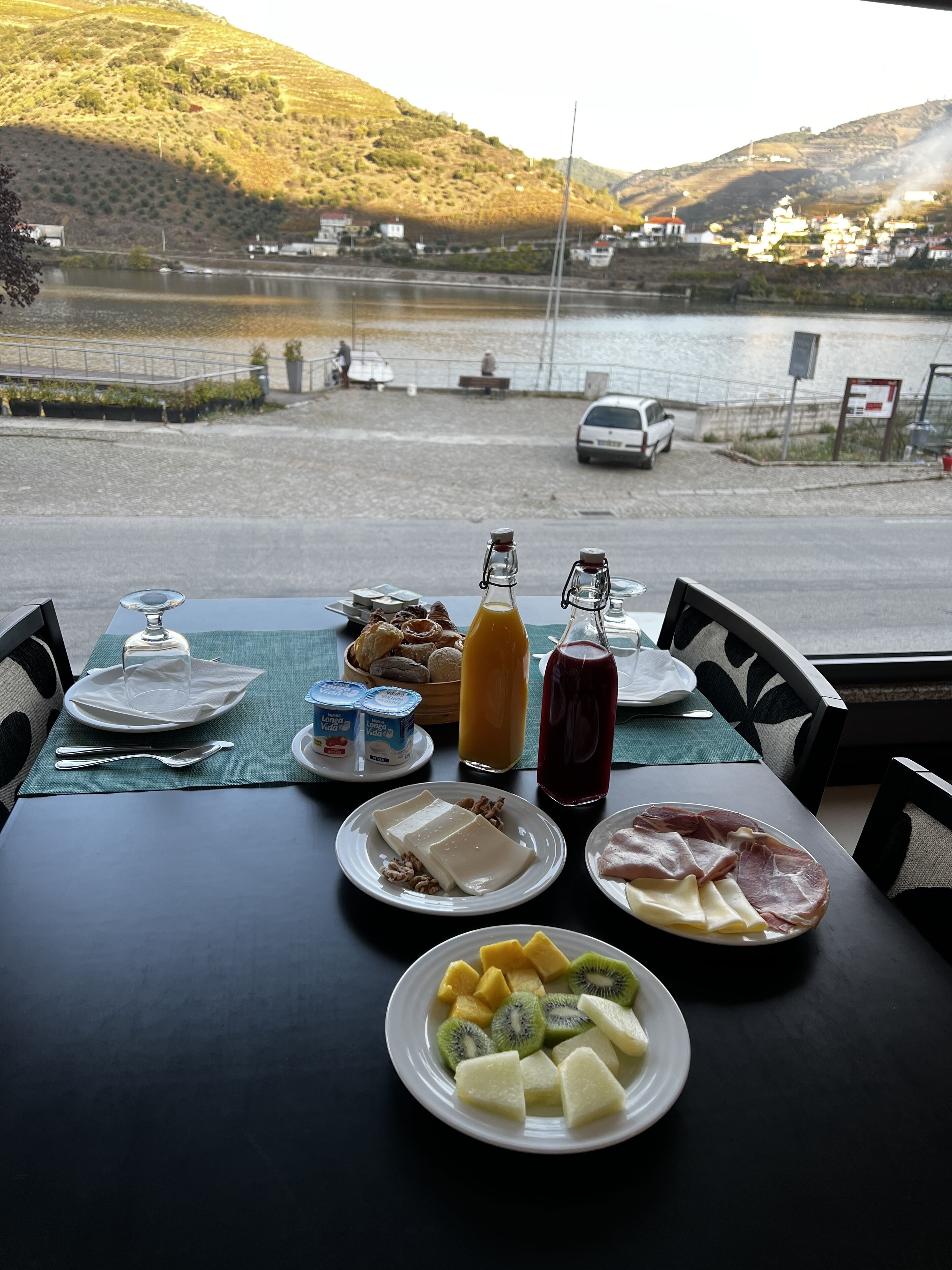 daily buffet breakfast (eur 10 per person)