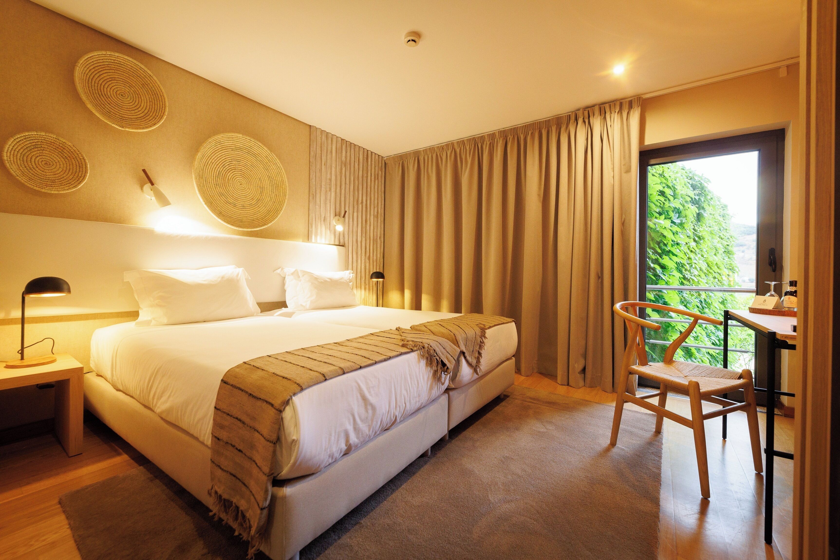 Standaard Twin kamer, uitzicht op rivier | 1 slaapkamer, een bureau, verduisterende gordijnen, geluiddichte muren