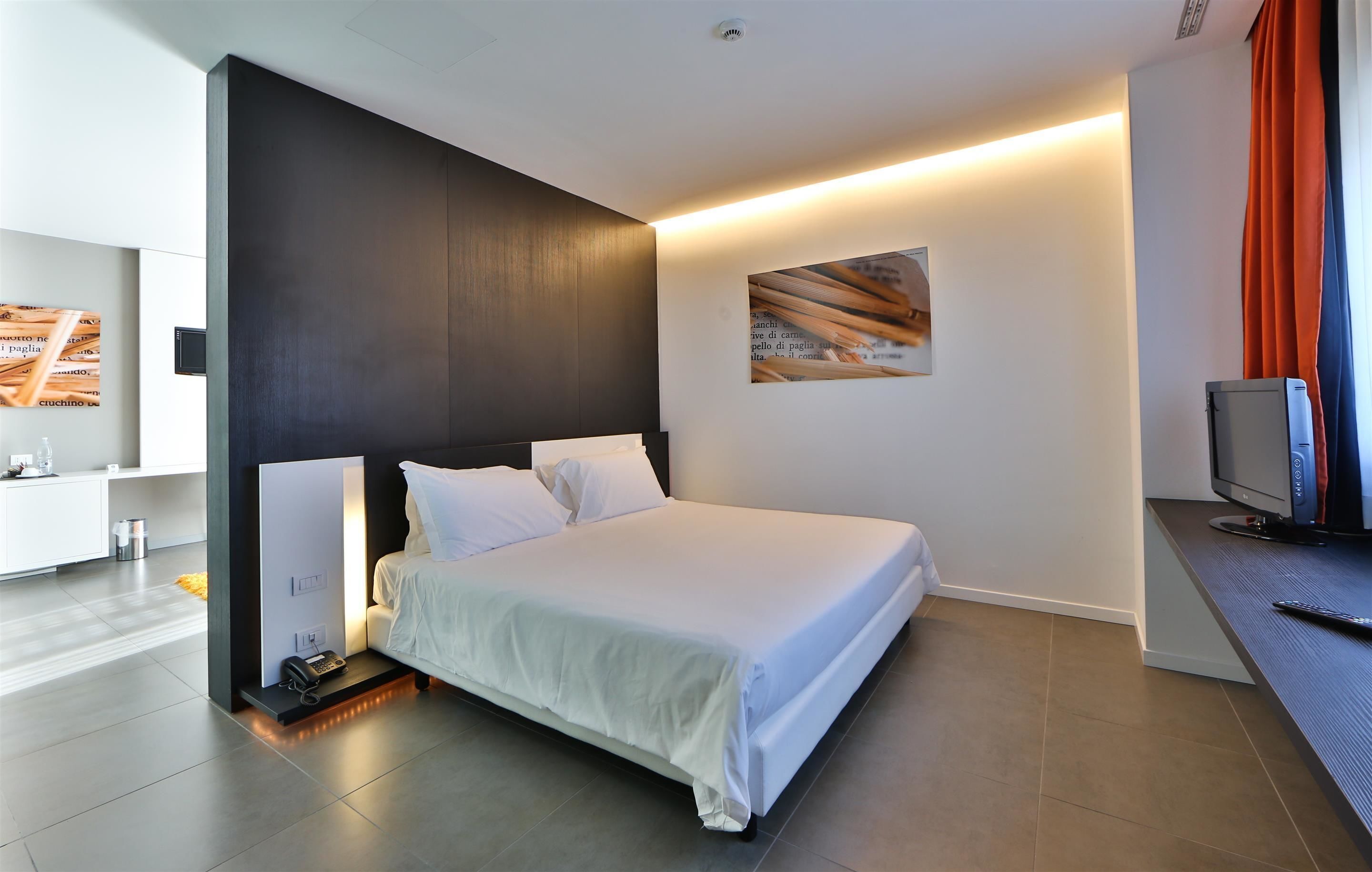 Literie de qualité supérieure, couette en duvet d'oie, minibar