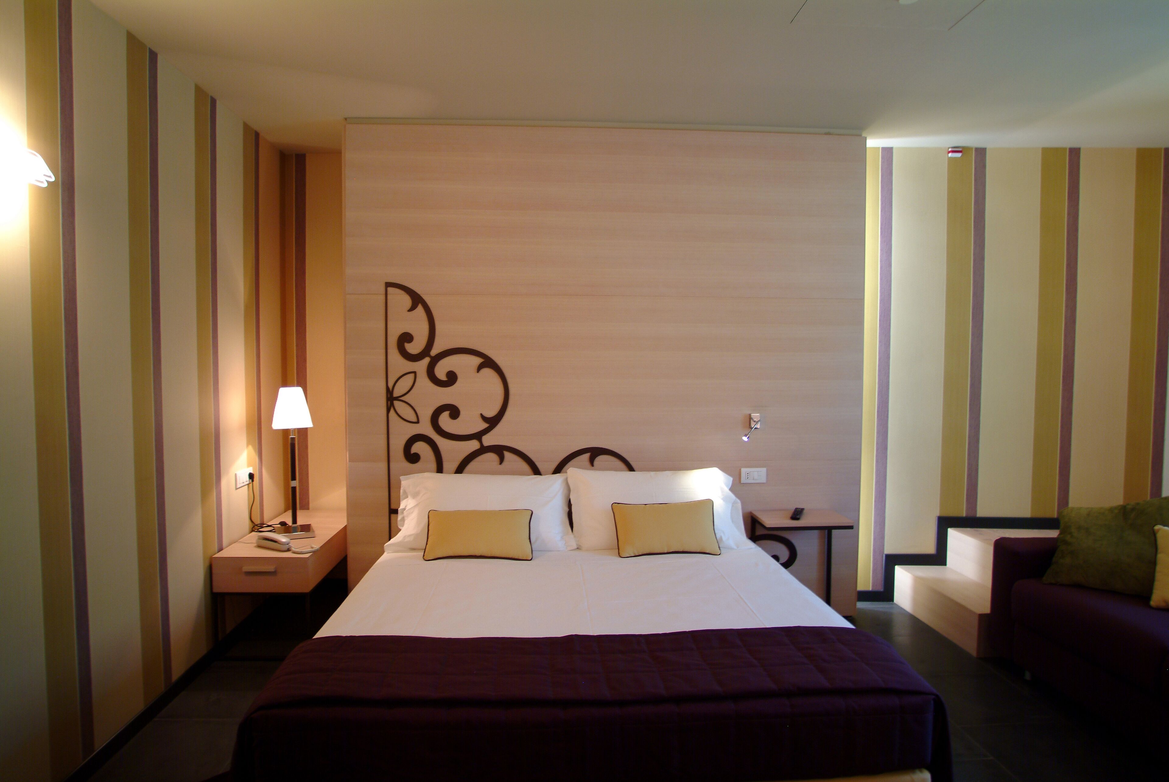 superior double or twin room | frette italian sheets, down duvets, select comfort beds, minibar