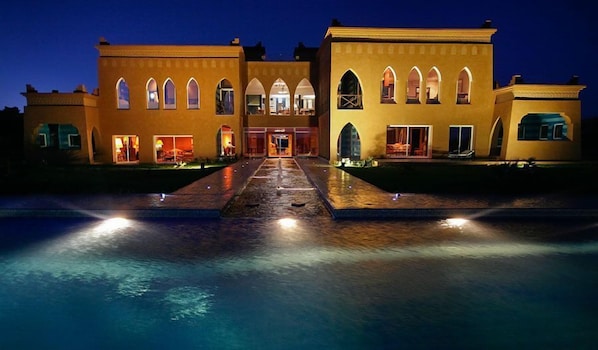Front of property – evening/night