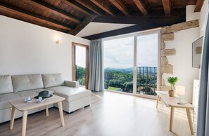 Suite Àtic | Living area