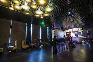Bar (en la propiedad)