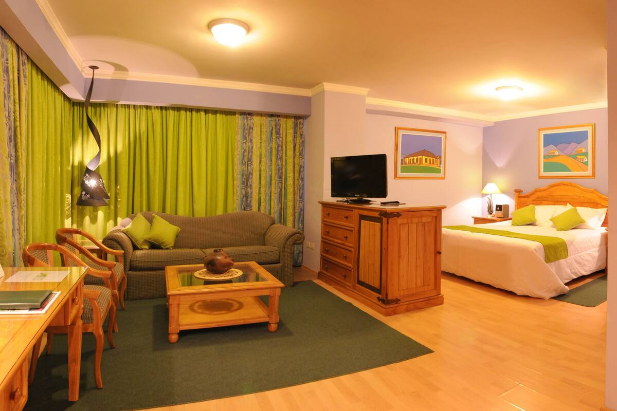 Down duvets, minibar, in-room safe, desk