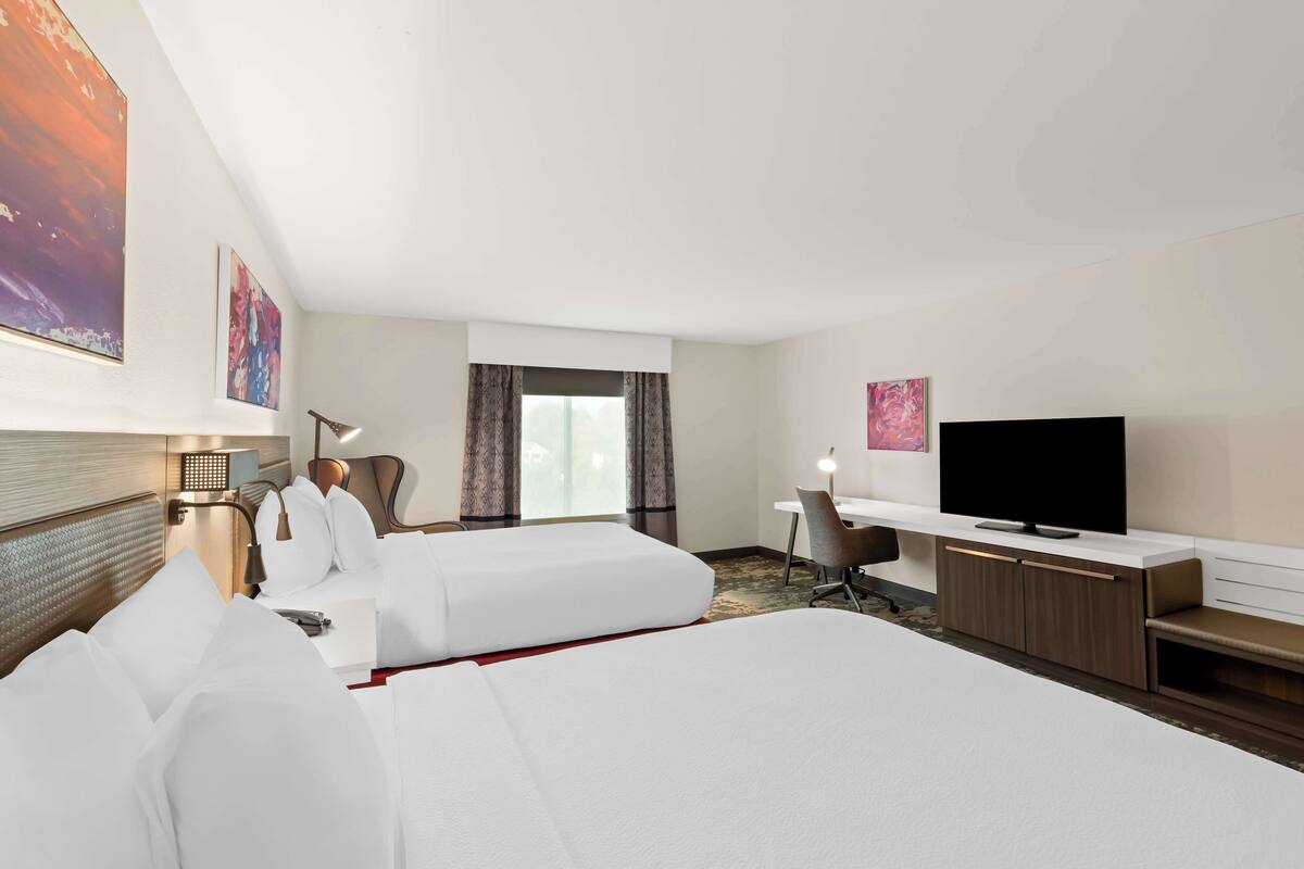 hypo-allergenic bedding, select comfort beds, desk, soundproofing