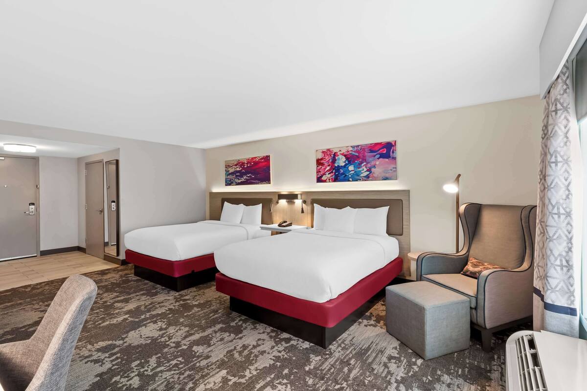 hypo-allergenic bedding, select comfort beds, desk, soundproofing