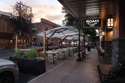 The Oxford Hotel Bend