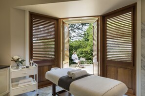 Body treatments, deep-tissue massages, prenatal massages, body wraps - Spicers Clovelly Estate (Montville)