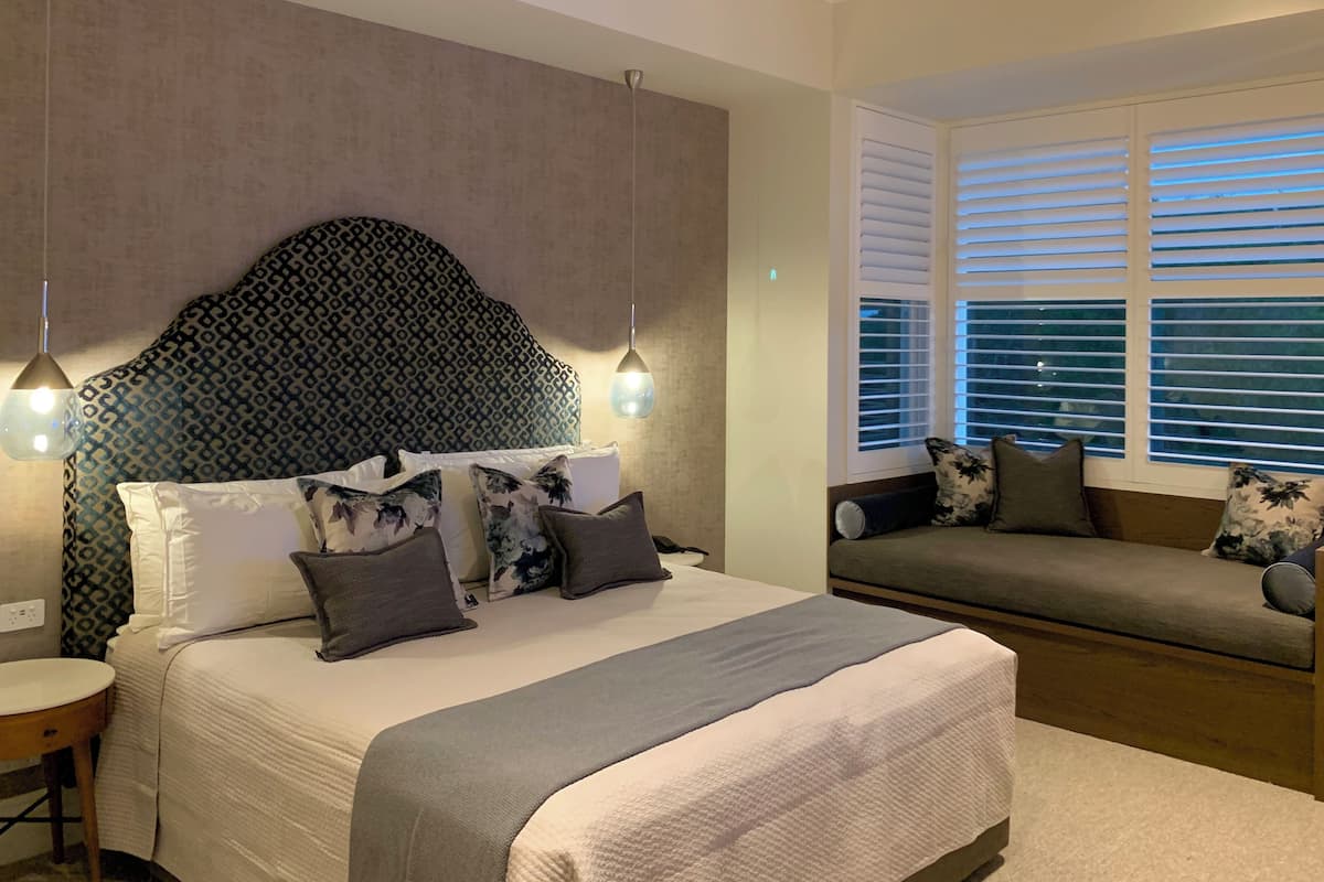 Montville Suite | Premium bedding, minibar, desk, blackout curtains