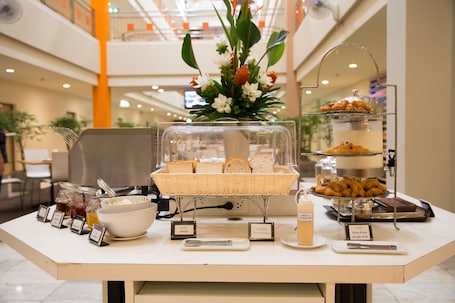 Daily buffet breakfast (THB 250 per person)