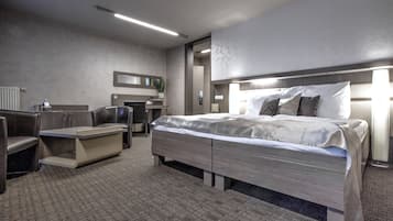 Premium bedding, Select Comfort beds, minibar, in-room safe