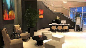 Sala de estar en el lobby