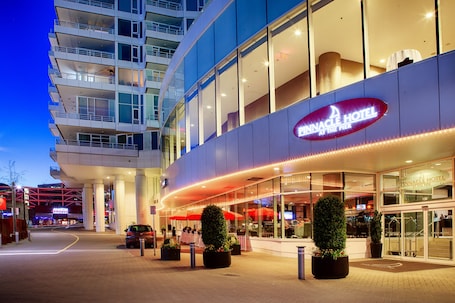 Front of property - evening/night