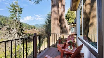 Deluxe suite, 1 kingsize bed, kitchenette, uitzicht op vallei | Terras