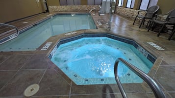 Indoor spa tub