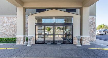 Sleep Inn & Suites West Medical Center