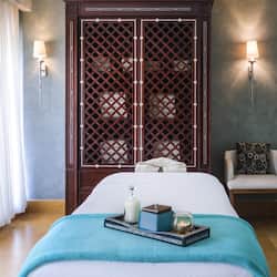 Couples treatment rooms, sauna, hot tub, steam room, body treatments