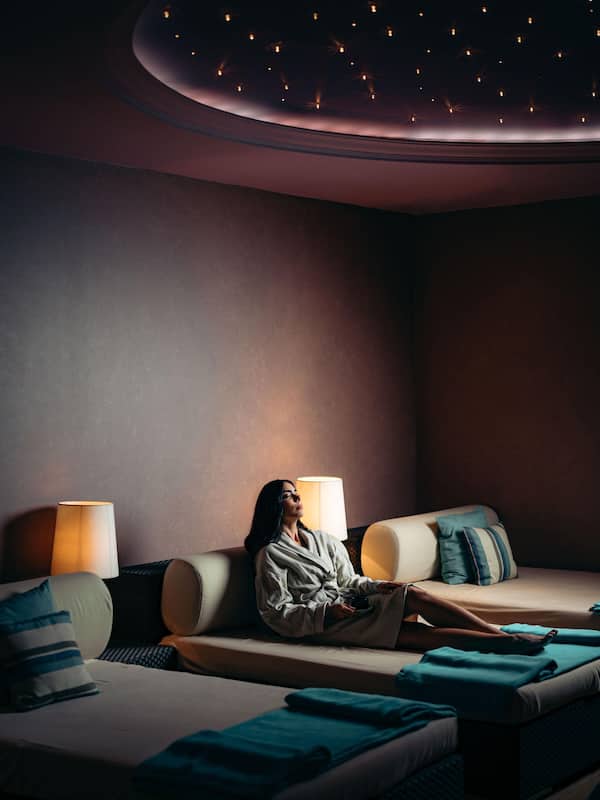 Couples treatment rooms, sauna, hot tub, steam room, body treatments